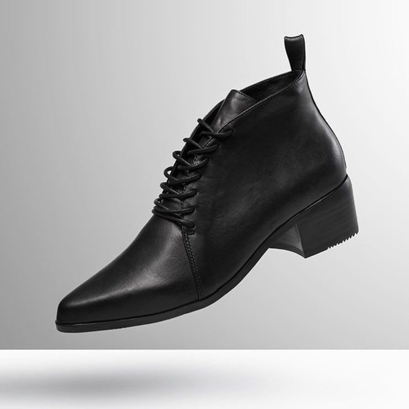 Grey City Leather Ankle Boot Size 8.5 - Picture 1 of 10